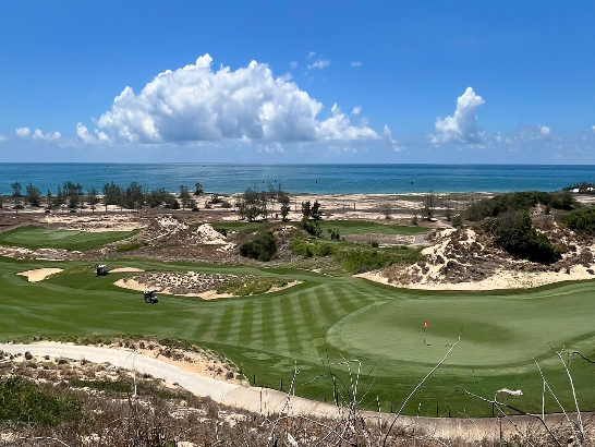 Thuê Villa Hồ Tràm Gần Sân Golf The Bluffs