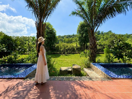 2026 Travel Trend: Ho Tram Villa Over Hotels